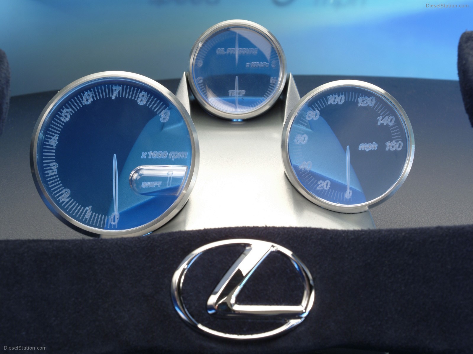 Lexus LF-C Concept